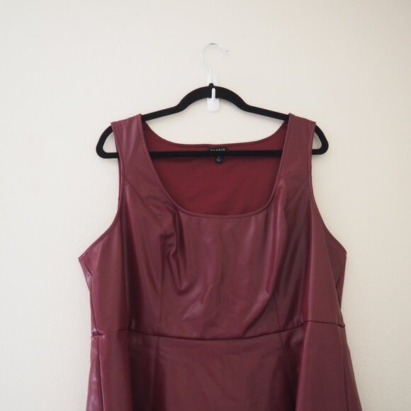 Torrid Zinfandel Faux Leather Sleeveless Peplum Top sz 2 - Picture 4 of 5